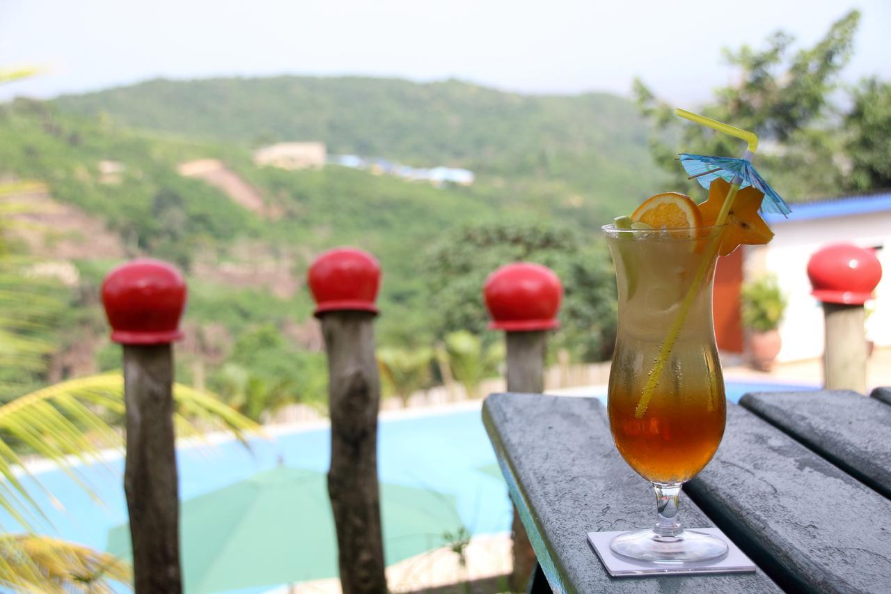 Hillburi Villa Aburi Екстериор снимка